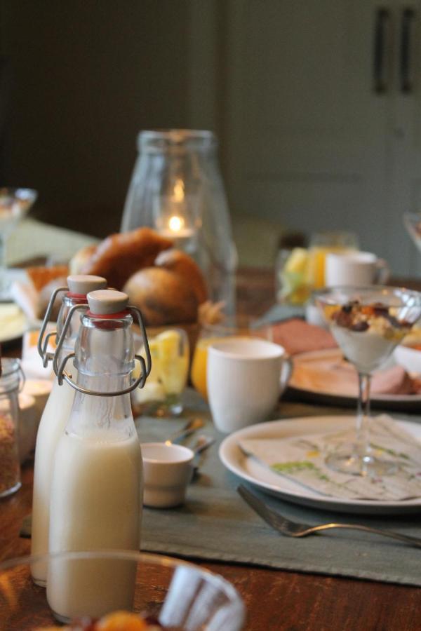 Bed and Breakfast Bosgeluk Helmond Esterno foto